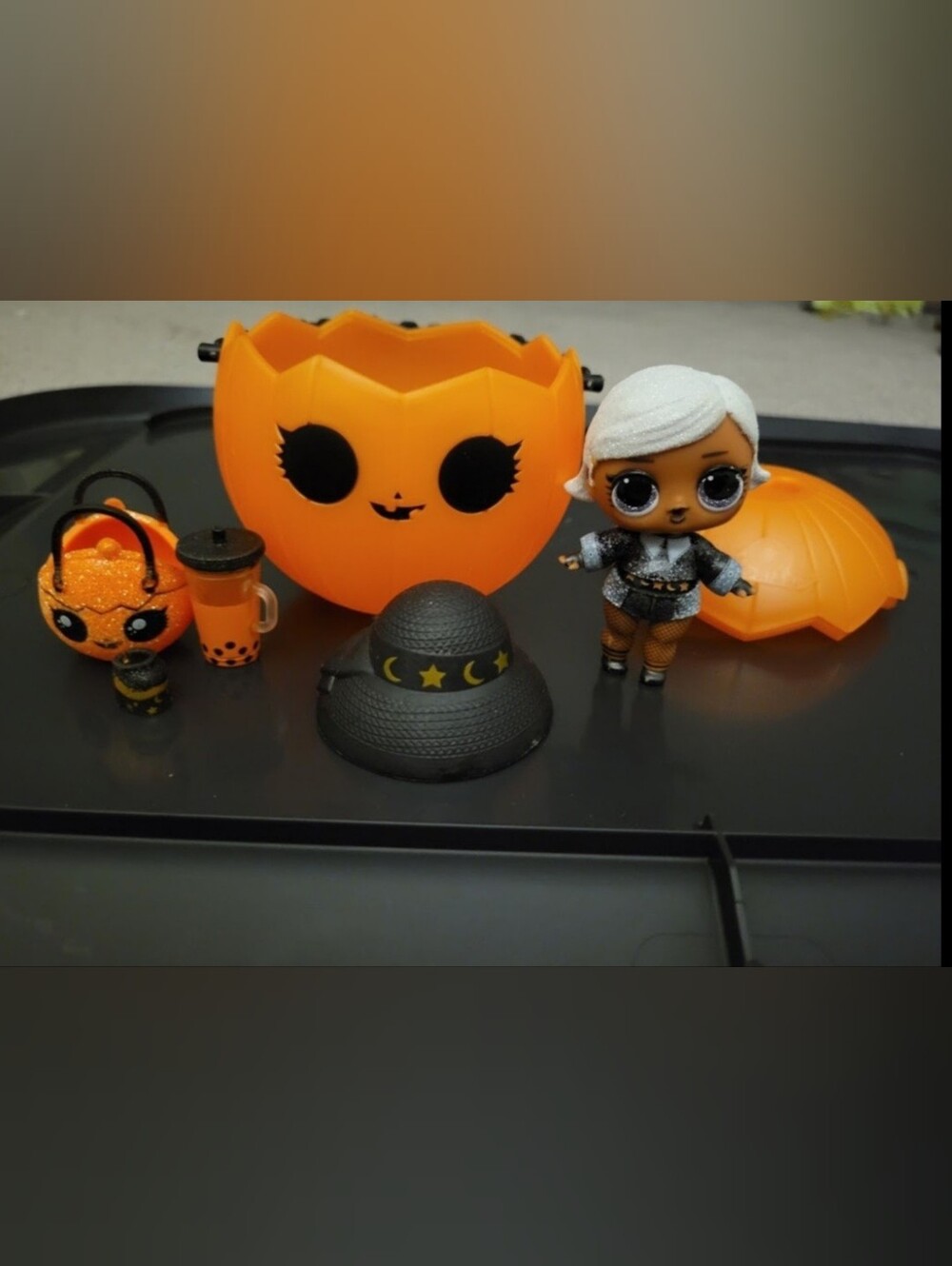 L.O.L. Surprise! Orange Pumpkin Playset with Doll and Accessories